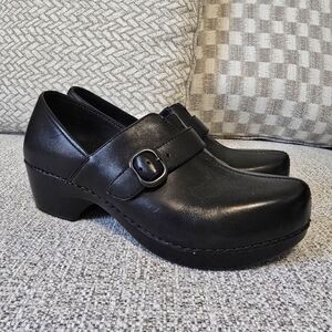 ♡ Dansko Tamara Leather Clogs Sz 39 EUC
